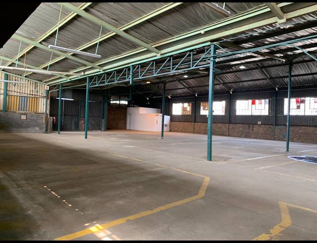 3,000M² WAREHOUSE TO LET IN ANDERBOLT